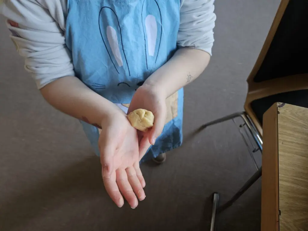 49754f9f 17bf 45f6 A17f 8c2922b4d246