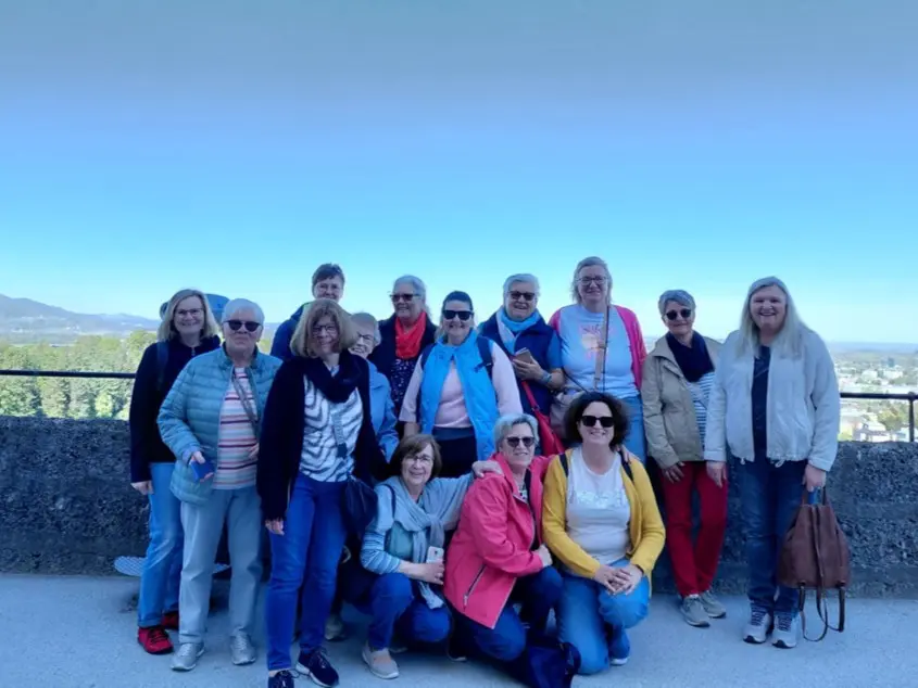 Gruppenbild entstanden auf der Festung Hohensalzburg im April 2026
