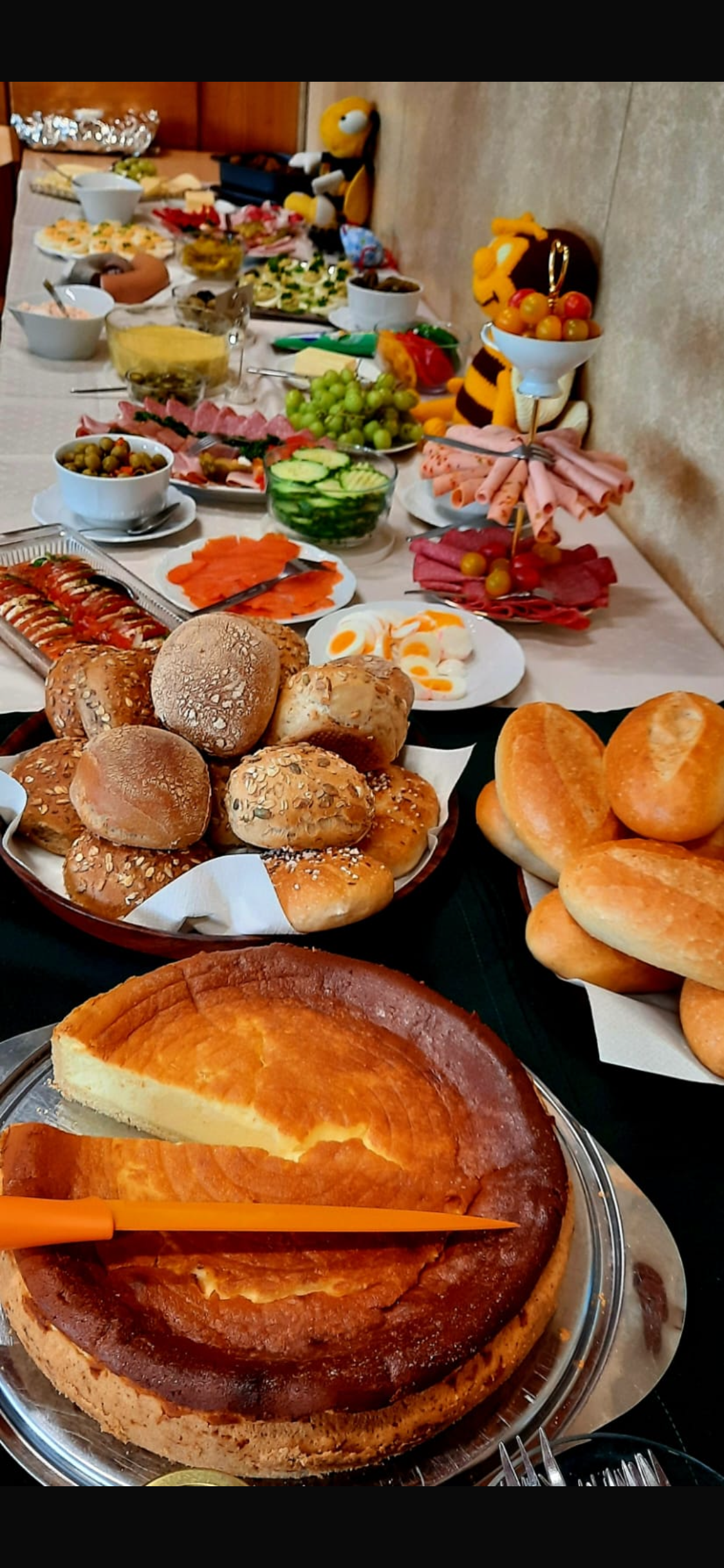 Frauenfrühstück mit Vortrag von Pfarrerin Melanie Dietrich